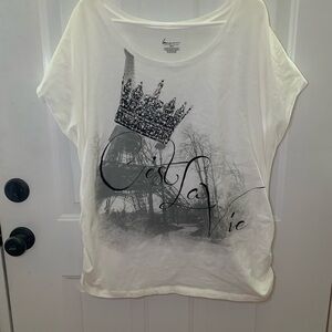 Lane Bryant White Graphic Tee with C’est La Vie Design Size 18/20